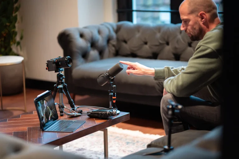 Small-studio lighting: a kit that leaves room to grow